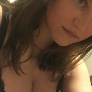 Selma - rencontre-MILF-Mérignac