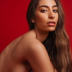Pas besoin de chichis, on se lâche entre adultes Aya - rencontre-Teen-Grasse
